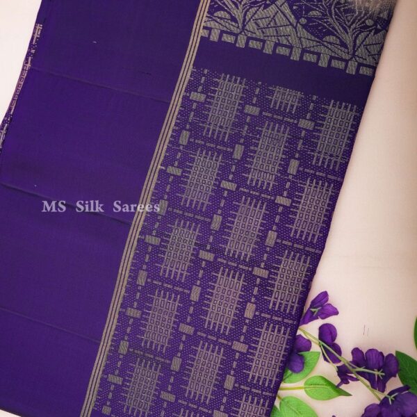 Handloom soft silk Butta Saree in violet with gray - Image 4