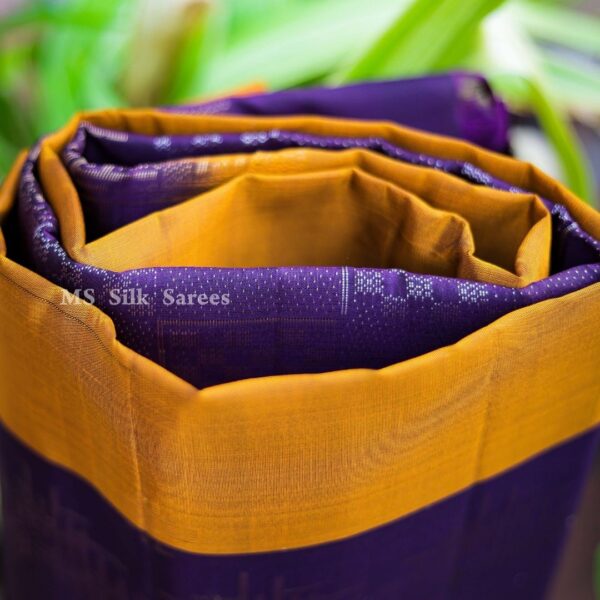 Pure Handloom Fancy lanender saree with border - Image 7