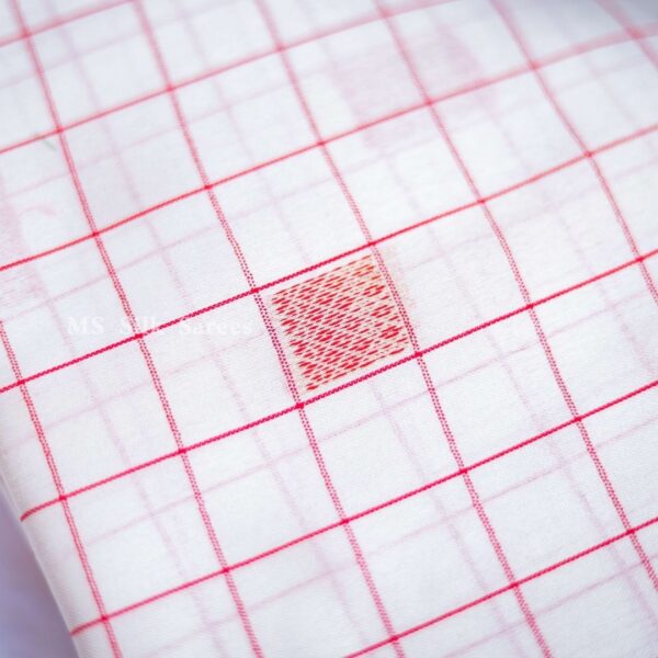 Fancy white saree with red border - Image 4