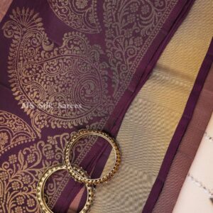 Pure Handloom Double warp soft silk saree with turning border