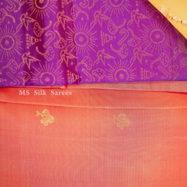 Pure Handloom Double warp soft silk saree with turning border with thread - Image 5
