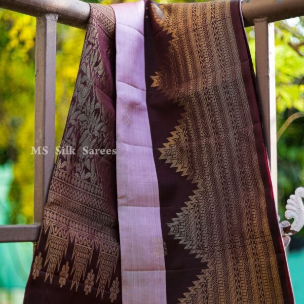 Pure Handloom Double warp soft gray silk saree with turning border - Image 3