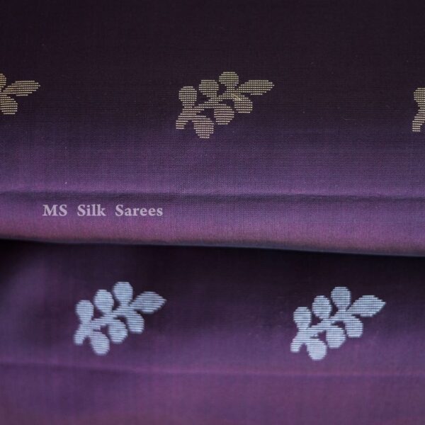 Pure Handloom Double warp soft Lavenders silk saree with border turning - Image 4
